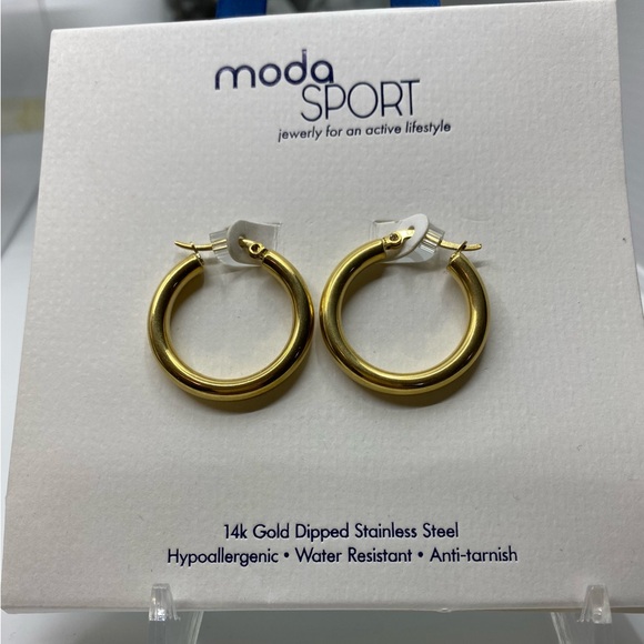 Moda Sport gold hoop earrings - Picture 2 of 3